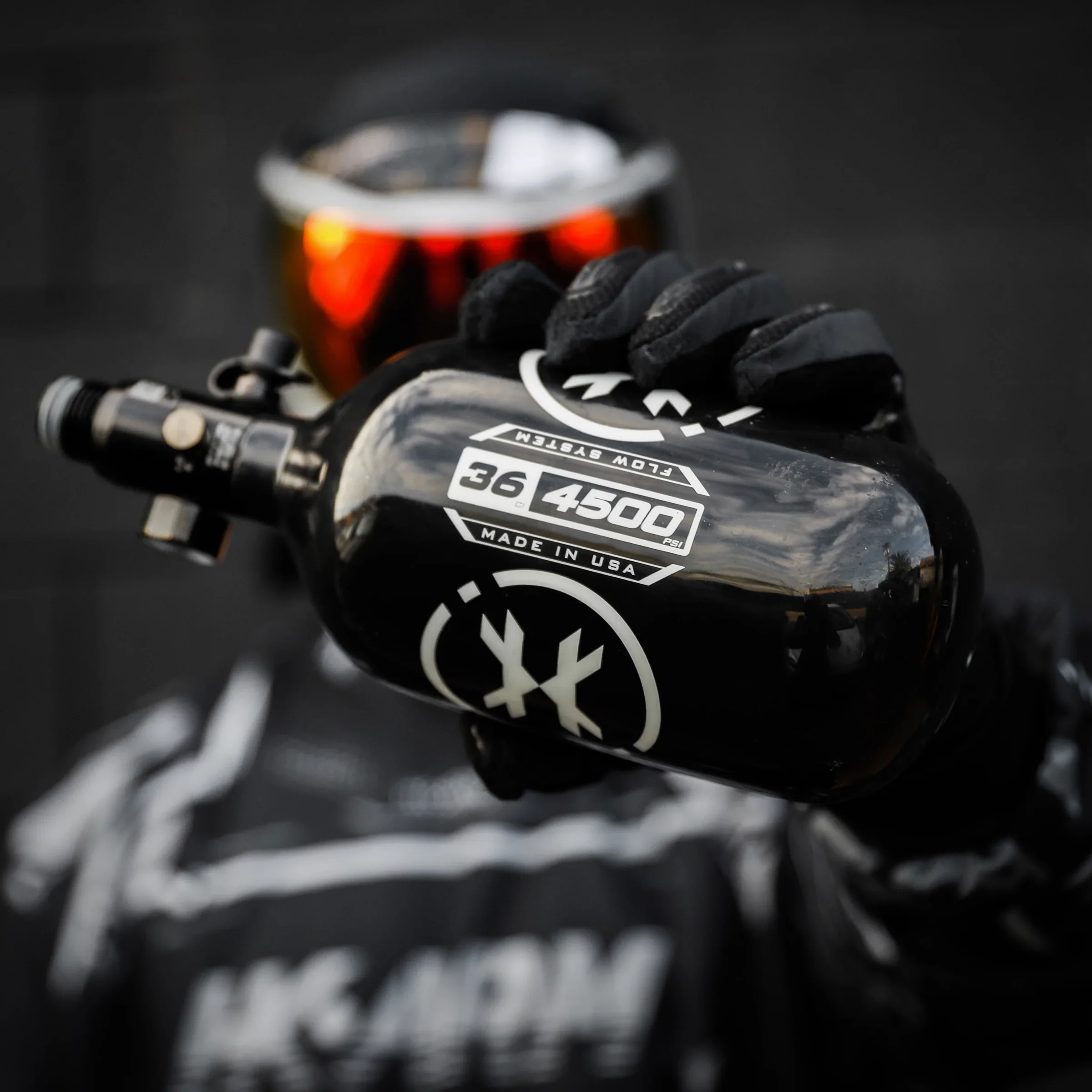 36ci / 4500Psi - Doom - Extra Lite Carbon Fiber Tank - Standard Reg - Black - Image 2