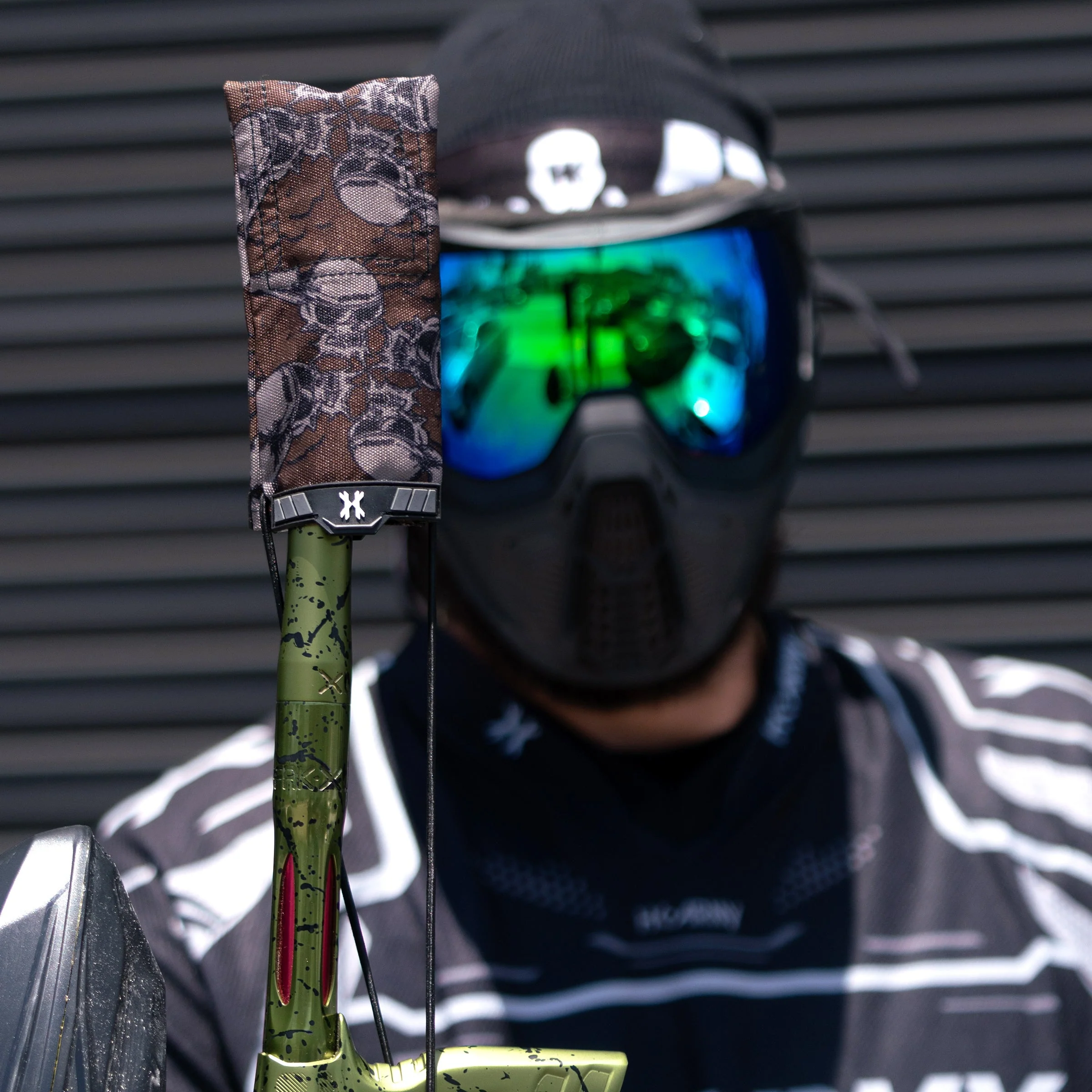 Hostilewear Skulls Brown - Barrel Condom - Image 2