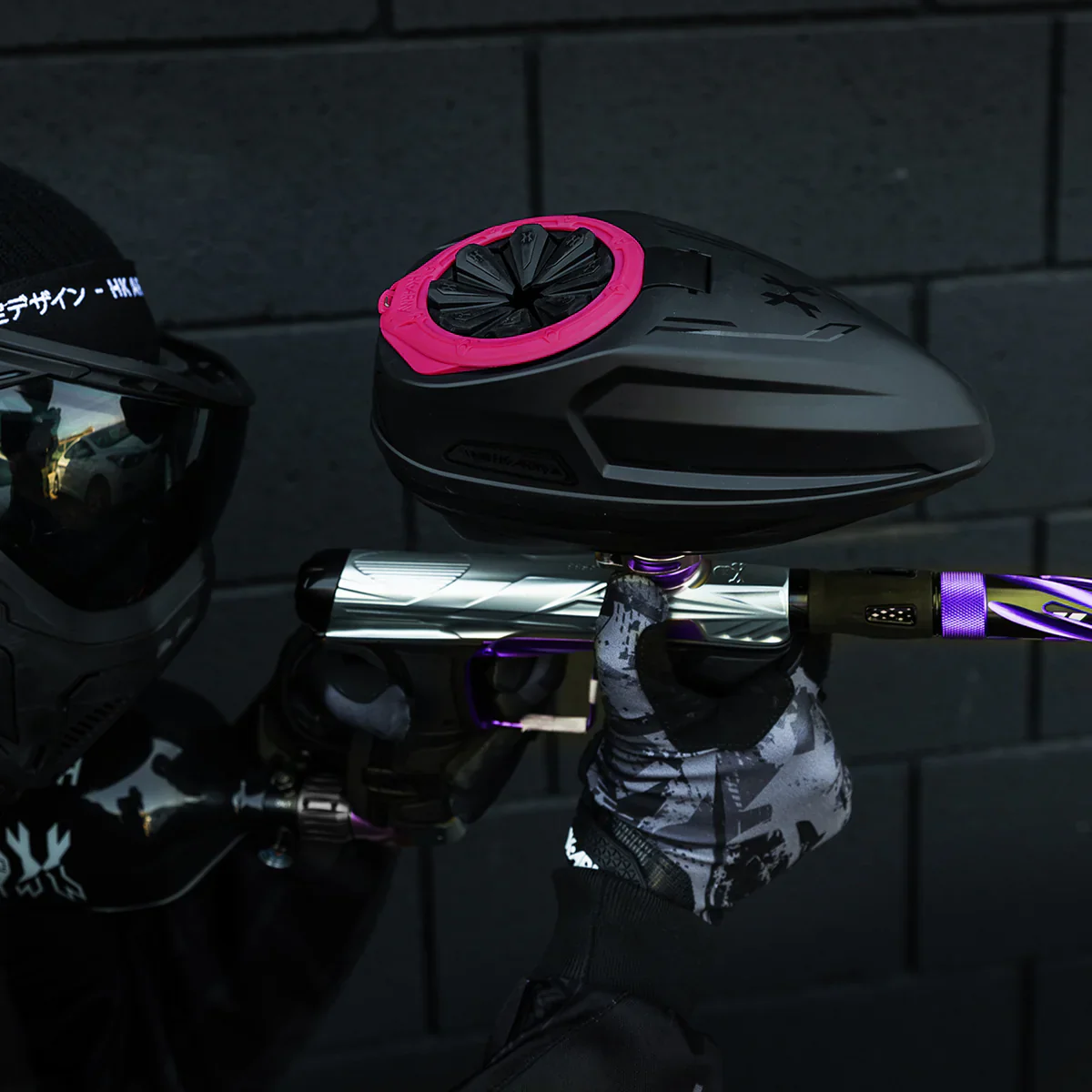 Sonic PLUS Loader - Black/Neon Pink - Image 12