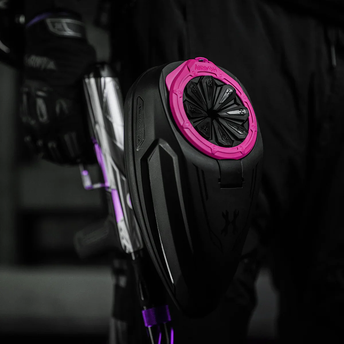 Sonic PLUS Loader - Black/Neon Pink - Image 9