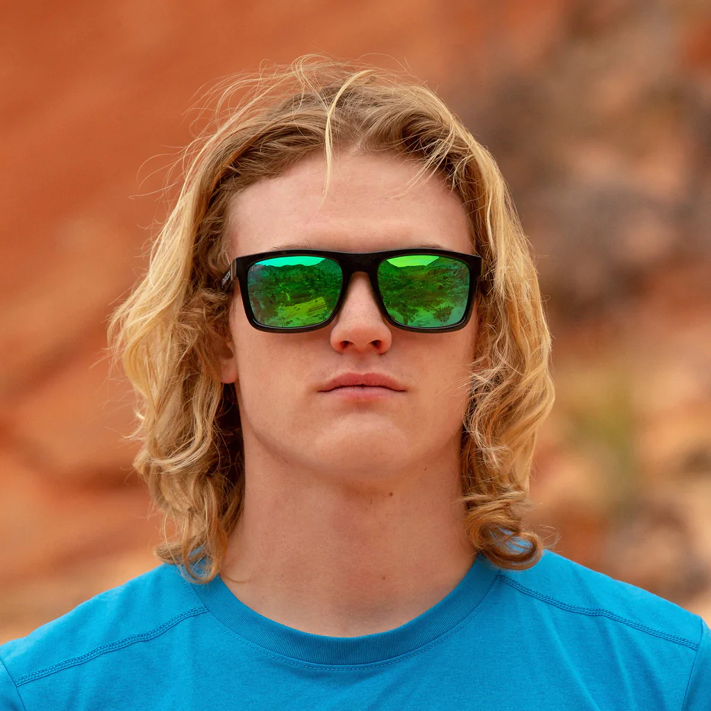 Virtue V-Paragon Polarized Sunglasses - Polished Emerald Black - Image 4